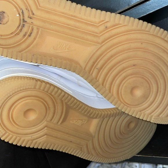 Nike Men's Air Force 1 - Gum Bottom - Picture 5 of 5